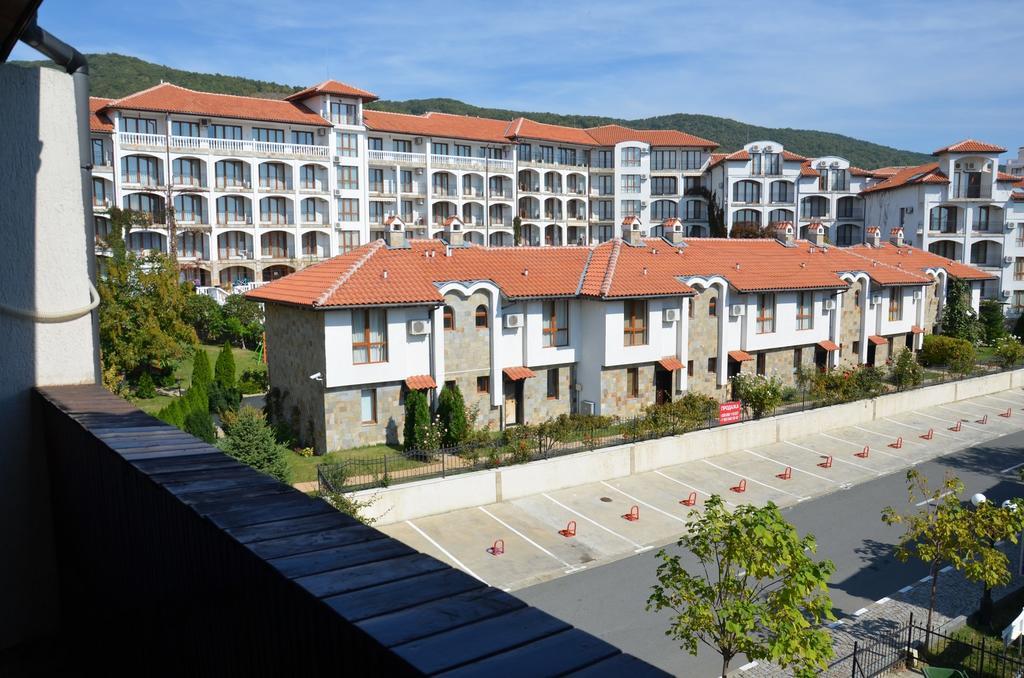 Apartments In Complex Chateau Nessebar Sweti Wlas Exterior foto